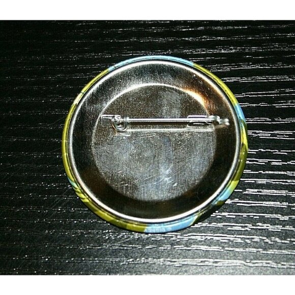 Disney 2016 AP days pin Live the Adventure The Ultimate sticker book lot of 2 - Picture 4 of 11